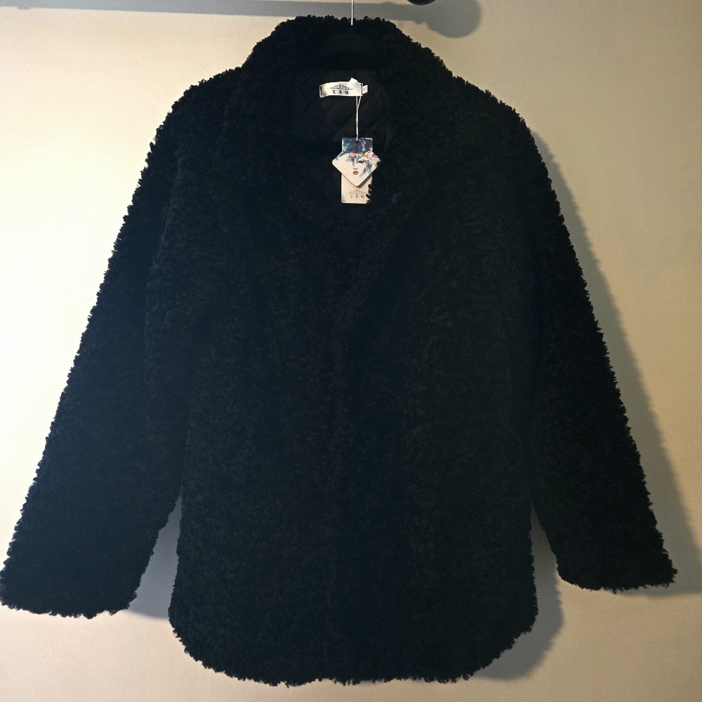 DHGate Mens Unisex Black Sherpa Coat - Button Up + FREE BEAUTY GIFT ✨️